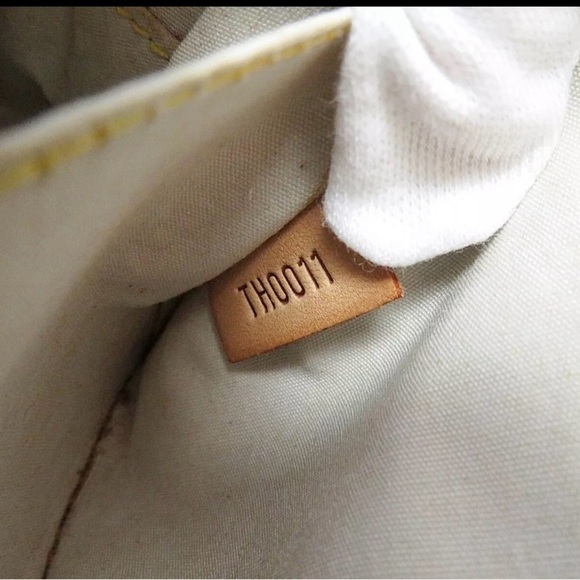 LOUIS VUITTON Juliette MM Blue Monogram Mini Lin Shoulder Bag #58519 - Picture 15 of 15